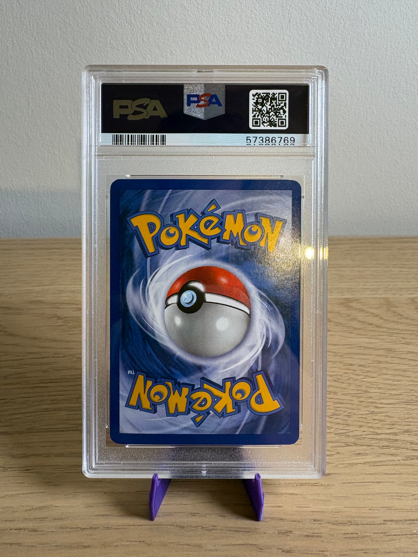 Golem [Reverse Holo] #14 – Pokémon Expedition – PSA 9