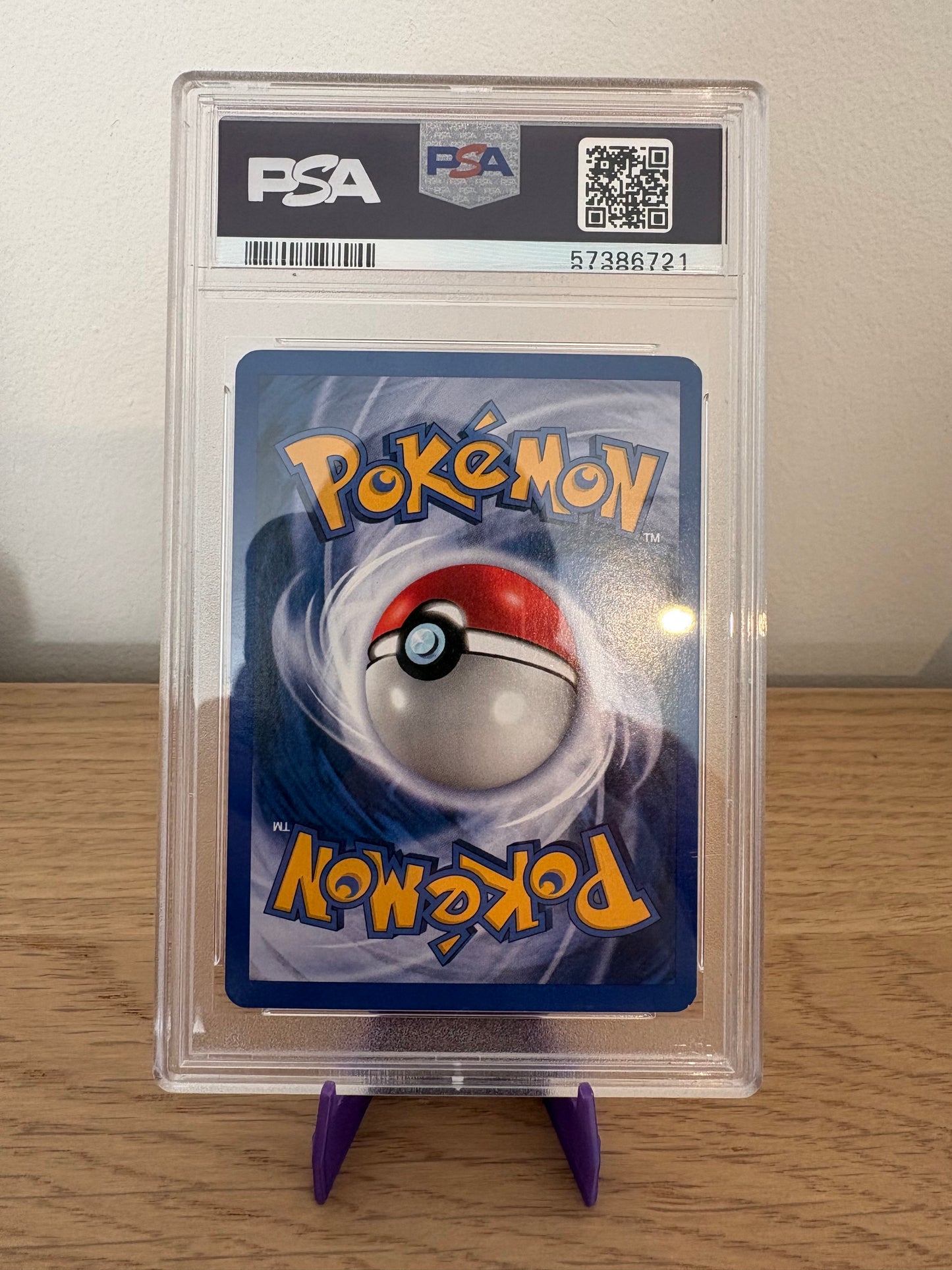 Ninetales #17 – Pokémon Legendary Collection – PSA 8 – Authentic