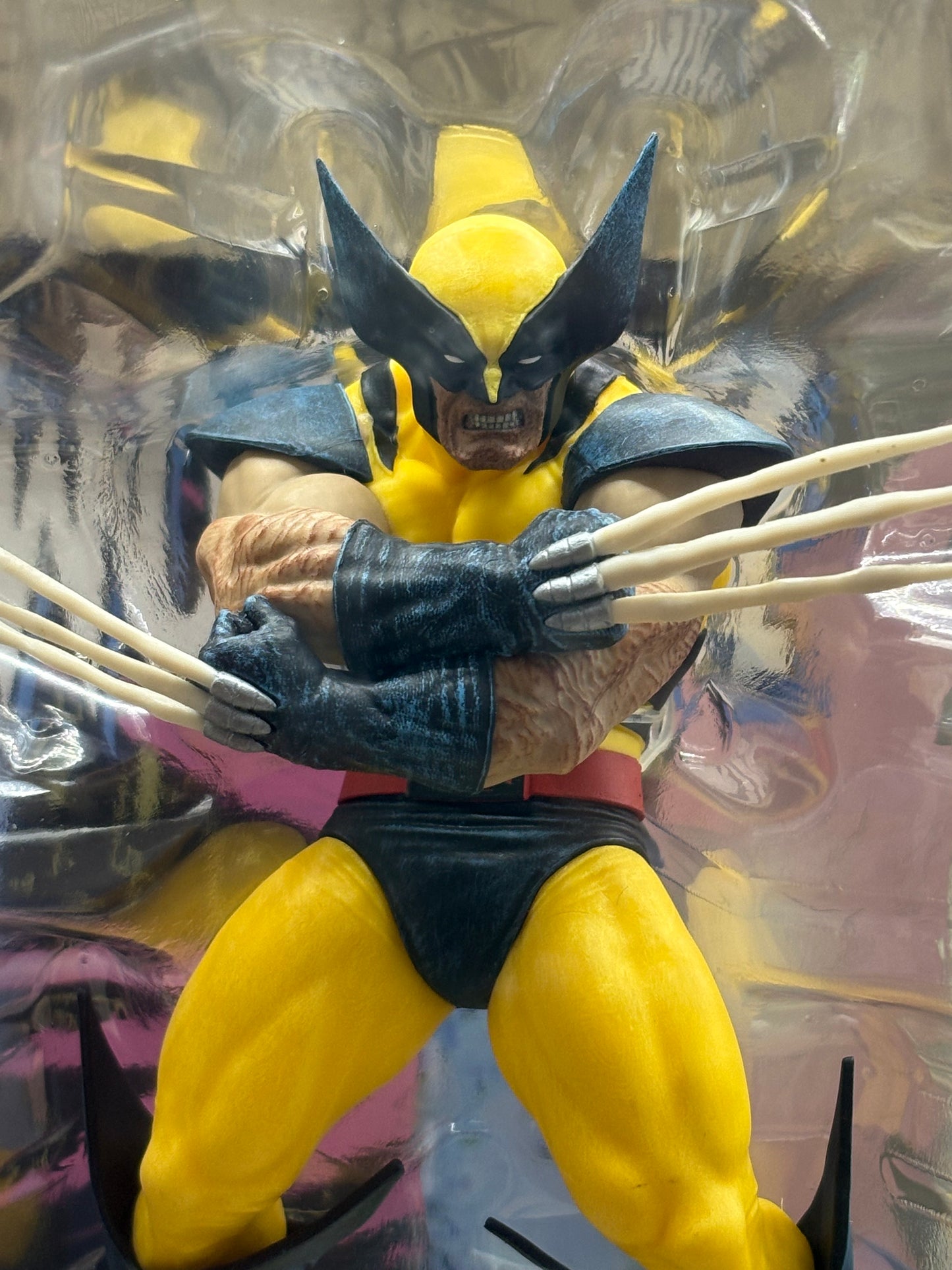 McFarlane Toys Marvel Comics Wolverine #85 Comic Inspired Statue – 1/10 Scale